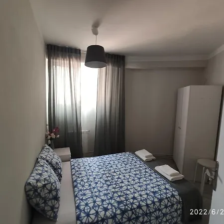 Econosantiago Guest house *