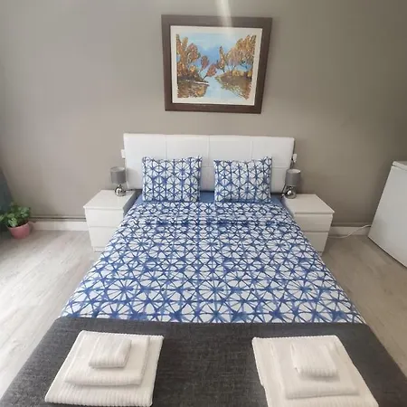 Econosantiago Guest house *