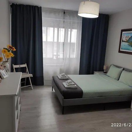 Econosantiago Guest house
